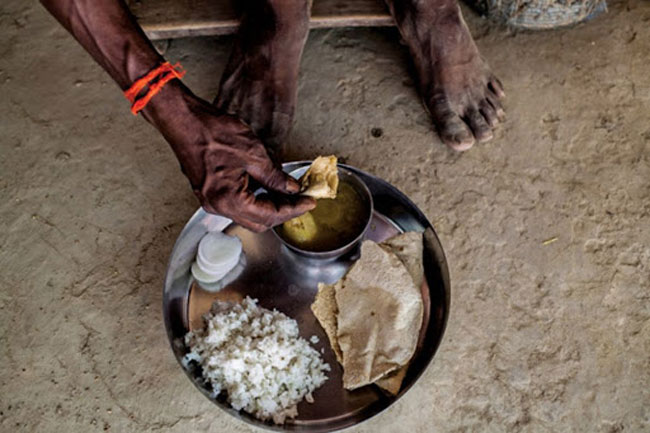 GAREEB KI THALI 